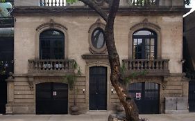 Livin Condesa